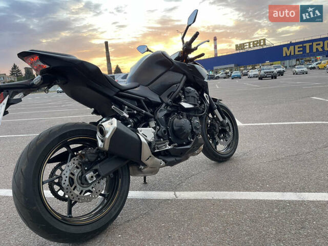 Черный Кавасаки Z900, объемом двигателя 0.9 л и пробегом 27 тыс. км за 9600 $, фото 1 на Automoto.ua