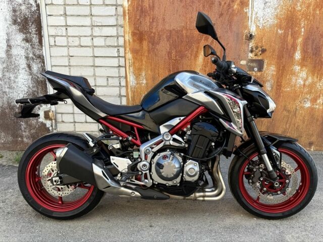 Кавасаки Z900, объемом двигателя 0.9 л и пробегом 0 тыс. км за 8700 $, фото 12 на Automoto.ua