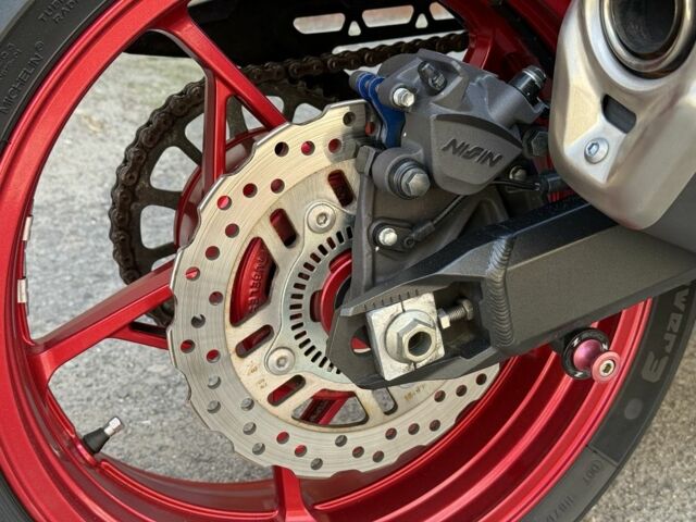 Кавасаки Z900, объемом двигателя 0.9 л и пробегом 0 тыс. км за 8700 $, фото 16 на Automoto.ua