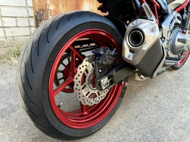 Кавасаки Z900, объемом двигателя 0.9 л и пробегом 0 тыс. км за 8700 $, фото 15 на Automoto.ua
