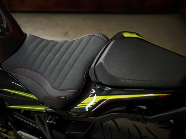 Кавасаки Z900, объемом двигателя 0.95 л и пробегом 0 тыс. км за 12500 $, фото 13 на Automoto.ua