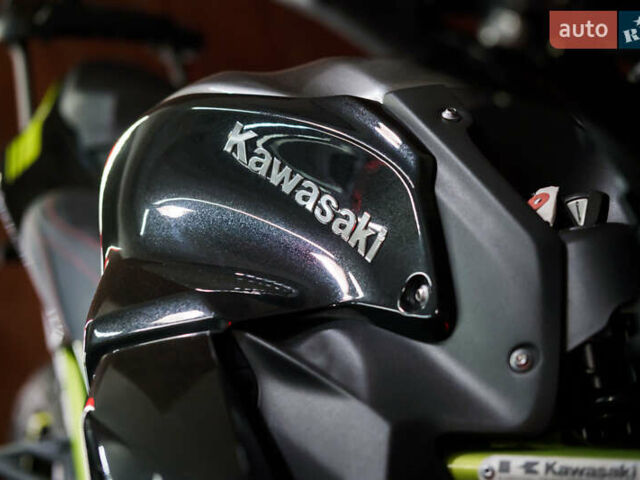 Кавасакі Z900, об'ємом двигуна 0.9 л та пробігом 10 тис. км за 12500 $, фото 8 на Automoto.ua