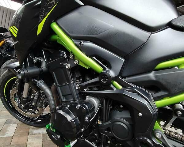 Кавасакі Z900, об'ємом двигуна 0.95 л та пробігом 4 тис. км за 10000 $, фото 22 на Automoto.ua