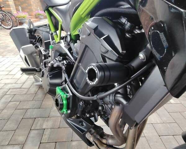 Кавасакі Z900, об'ємом двигуна 0.95 л та пробігом 4 тис. км за 10000 $, фото 10 на Automoto.ua