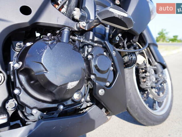 Черный Кавасаки Z 1000, объемом двигателя 1.04 л и пробегом 36 тыс. км за 7300 $, фото 14 на Automoto.ua
