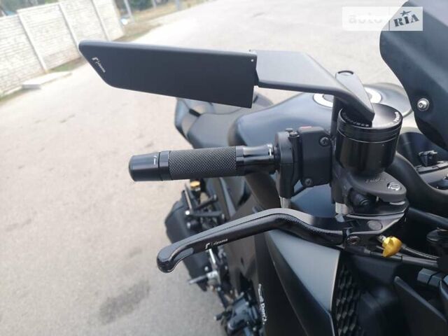 Черный Кавасаки Z 1000, объемом двигателя 1 л и пробегом 14 тыс. км за 9449 $, фото 7 на Automoto.ua