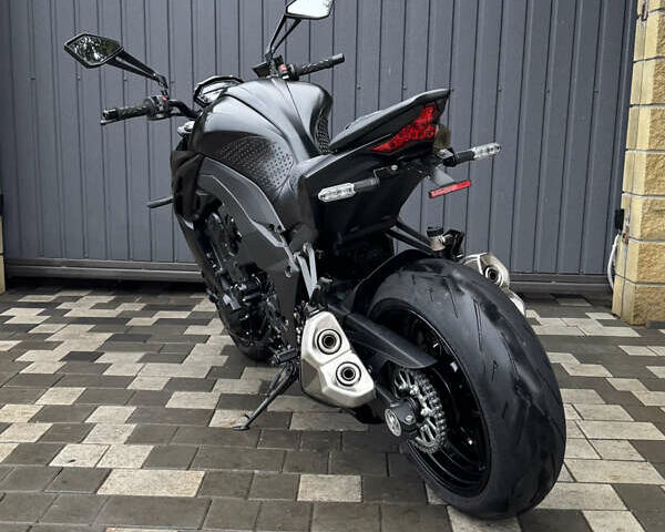 Черный Кавасаки Z 1000, объемом двигателя 1 л и пробегом 21 тыс. км за 12500 $, фото 5 на Automoto.ua