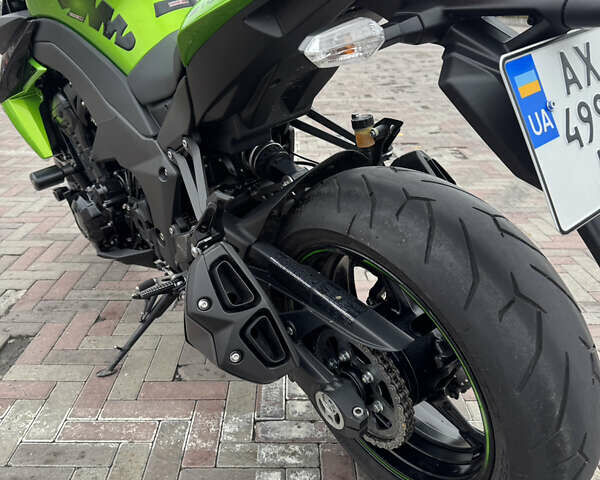 Черный Кавасаки Z 1000, объемом двигателя 1.04 л и пробегом 9 тыс. км за 9000 $, фото 8 на Automoto.ua