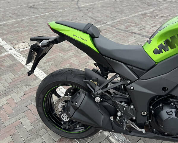 Черный Кавасаки Z 1000, объемом двигателя 1.04 л и пробегом 9 тыс. км за 9000 $, фото 12 на Automoto.ua
