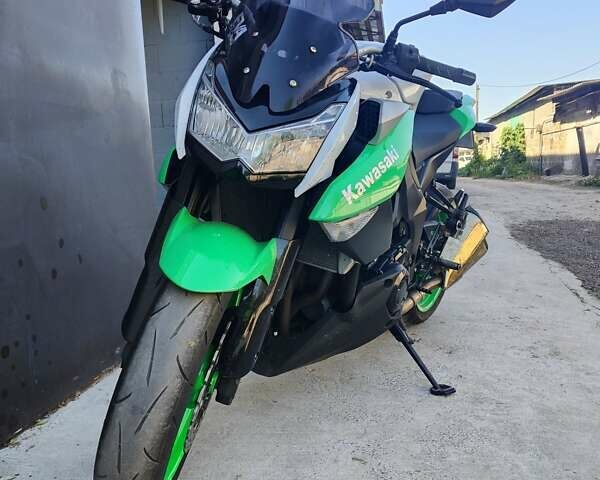 Кавасакі Z 1000, об'ємом двигуна 1 л та пробігом 21 тис. км за 8200 $, фото 1 на Automoto.ua