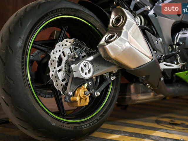 Кавасаки Z 1000, объемом двигателя 1 л и пробегом 16 тыс. км за 12500 $, фото 14 на Automoto.ua