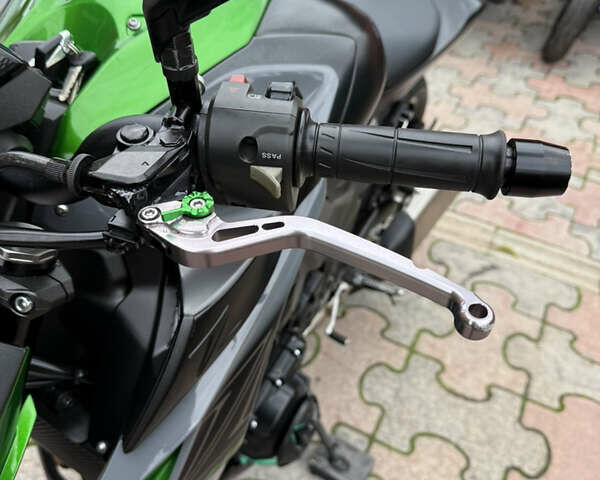 Кавасаки Z 1000, объемом двигателя 1 л и пробегом 22 тыс. км за 11700 $, фото 14 на Automoto.ua