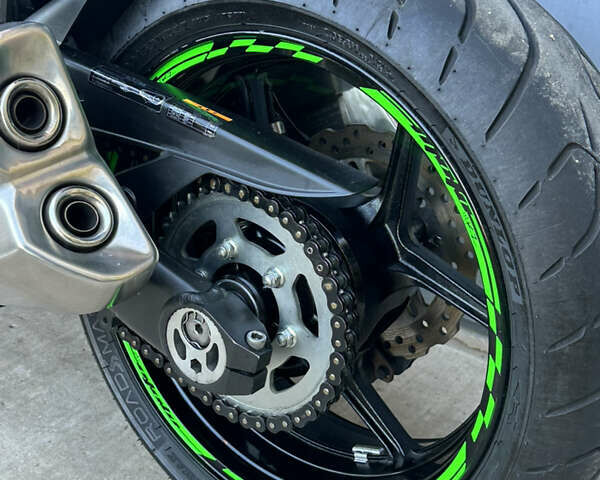 Кавасаки Z 1000, объемом двигателя 1 л и пробегом 29 тыс. км за 11400 $, фото 11 на Automoto.ua