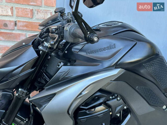 Кавасаки Z 1000, объемом двигателя 1 л и пробегом 29 тыс. км за 11400 $, фото 10 на Automoto.ua