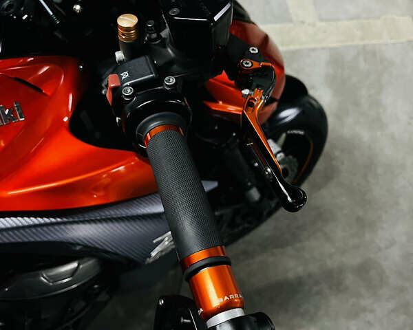 Оранжевый Кавасаки Z 1000, объемом двигателя 1.04 л и пробегом 35 тыс. км за 11500 $, фото 12 на Automoto.ua
