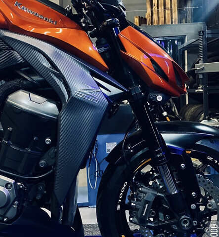 Оранжевый Кавасаки Z 1000, объемом двигателя 1.04 л и пробегом 35 тыс. км за 11500 $, фото 21 на Automoto.ua