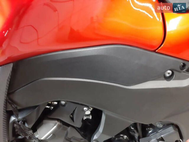 Оранжевый Кавасаки Z 1000, объемом двигателя 1.04 л и пробегом 35 тыс. км за 11500 $, фото 30 на Automoto.ua