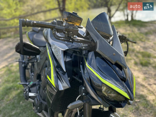 Черный Кавасаки Z 1000SX, объемом двигателя 1.04 л и пробегом 16 тыс. км за 13000 $, фото 16 на Automoto.ua