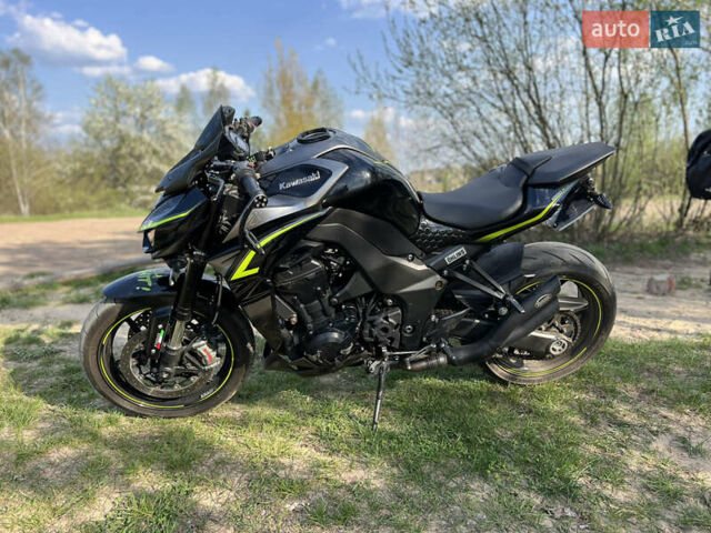 Черный Кавасаки Z 1000SX, объемом двигателя 1.04 л и пробегом 16 тыс. км за 13000 $, фото 7 на Automoto.ua
