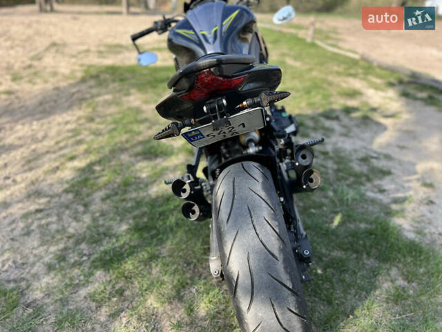 Черный Кавасаки Z 1000SX, объемом двигателя 1.04 л и пробегом 16 тыс. км за 13000 $, фото 18 на Automoto.ua