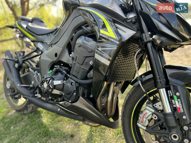 Черный Кавасаки Z 1000SX, объемом двигателя 1.04 л и пробегом 16 тыс. км за 13000 $, фото 14 на Automoto.ua