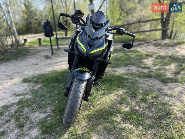 Черный Кавасаки Z 1000SX, объемом двигателя 1.04 л и пробегом 16 тыс. км за 13000 $, фото 5 на Automoto.ua