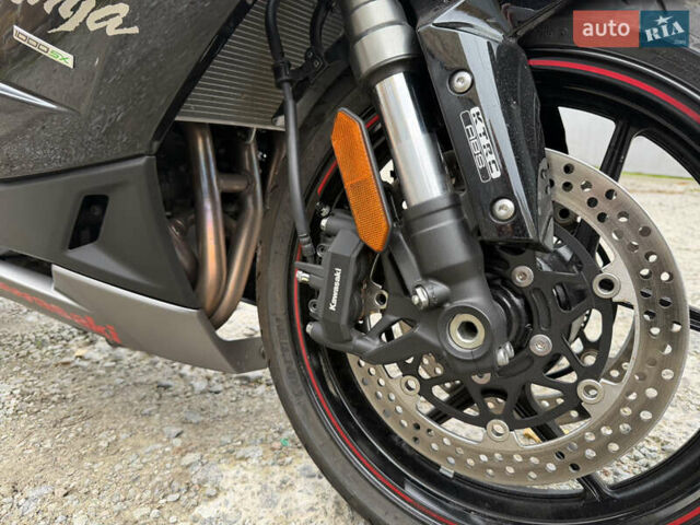 Кавасакі Z 1000SX 2024 у Києві на Automoto.ua Чорний Кавасакі Z 1000SX, об'ємом двигуна 1 л та пробігом 2 тис. км за 14700 $, фото 10 на Automoto.ua