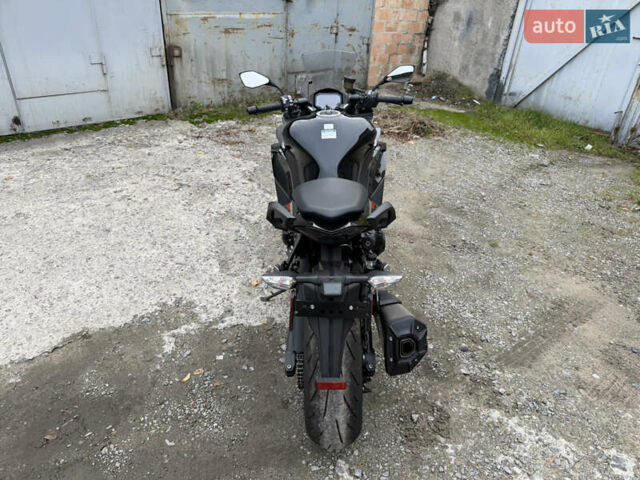 Кавасакі Z 1000SX 2024 у Києві на Automoto.ua Чорний Кавасакі Z 1000SX, об'ємом двигуна 1 л та пробігом 2 тис. км за 14700 $, фото 7 на Automoto.ua