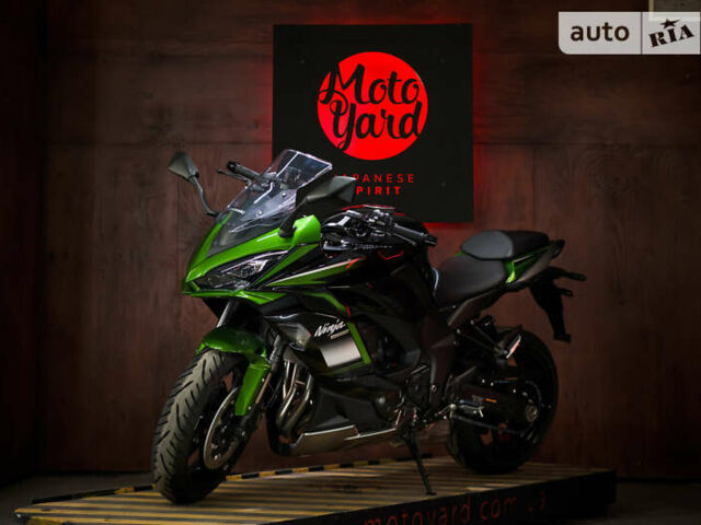 Кавасаки Z 1000SX, объемом двигателя 1 л и пробегом 11 тыс. км за 17000 $, фото 2 на Automoto.ua