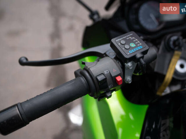 Кавасакі Z 1000SX, об'ємом двигуна 0 л та пробігом 26 тис. км за 8300 $, фото 10 на Automoto.ua