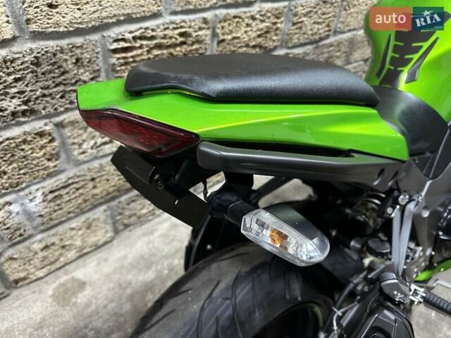 Кавасаки Z 1000SX, объемом двигателя 0 л и пробегом 12 тыс. км за 8900 $, фото 4 на Automoto.ua