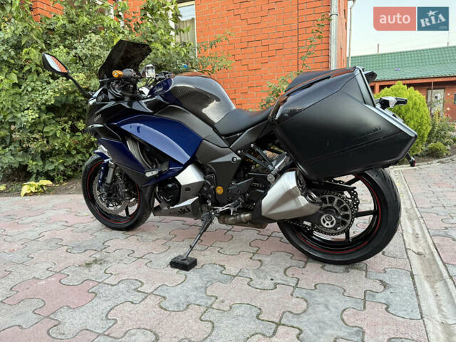 Кавасаки Z 1000SX, объемом двигателя 1 л и пробегом 22 тыс. км за 10800 $, фото 3 на Automoto.ua
