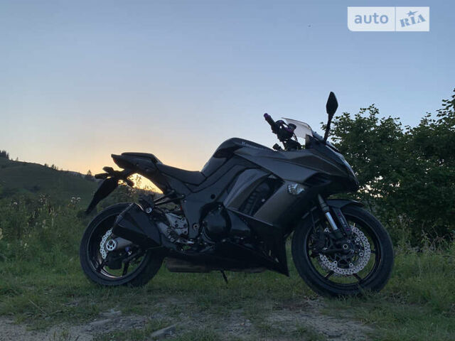 Кавасакі Z 1000SX, об'ємом двигуна 1 л та пробігом 27 тис. км за 3999 $, фото 22 на Automoto.ua