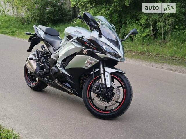 Сірий Кавасакі Z 1000SX, об'ємом двигуна 1 л та пробігом 7 тис. км за 13600 $, фото 3 на Automoto.ua