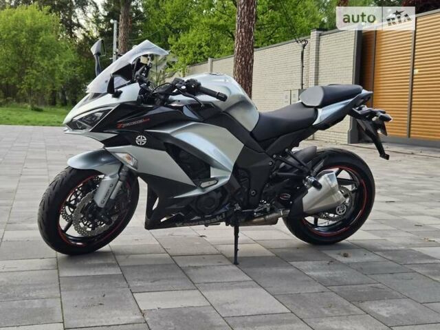 Сірий Кавасакі Z 1000SX, об'ємом двигуна 1 л та пробігом 7 тис. км за 13600 $, фото 32 на Automoto.ua