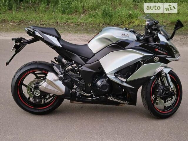 Сірий Кавасакі Z 1000SX, об'ємом двигуна 1 л та пробігом 7 тис. км за 13600 $, фото 4 на Automoto.ua