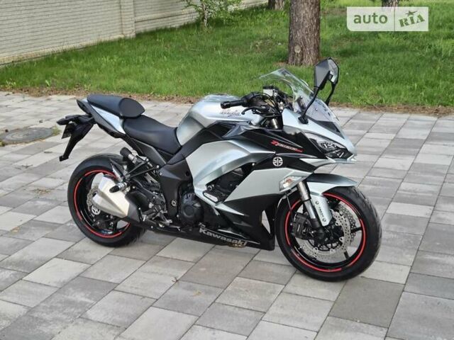 Сірий Кавасакі Z 1000SX, об'ємом двигуна 1 л та пробігом 7 тис. км за 13900 $, фото 45 на Automoto.ua