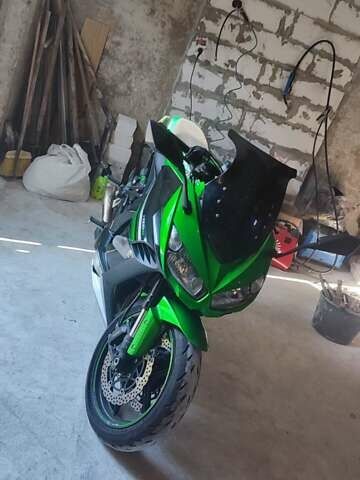 Зелений Кавасакі Z 1000SX, об'ємом двигуна 0 л та пробігом 15 тис. км за 4500 $, фото 1 на Automoto.ua