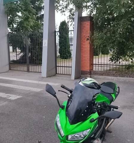 Зелений Кавасакі Z 1000SX, об'ємом двигуна 0 л та пробігом 15 тис. км за 4500 $, фото 4 на Automoto.ua