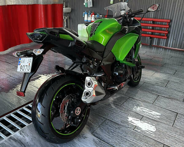 Зелений Кавасакі Z 1000SX, об'ємом двигуна 1 л та пробігом 5 тис. км за 14300 $, фото 40 на Automoto.ua