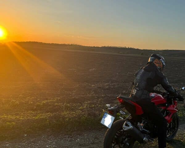 Червоний Кавасакі Z 250SL, об'ємом двигуна 0.25 л та пробігом 10 тис. км за 3500 $, фото 1 на Automoto.ua