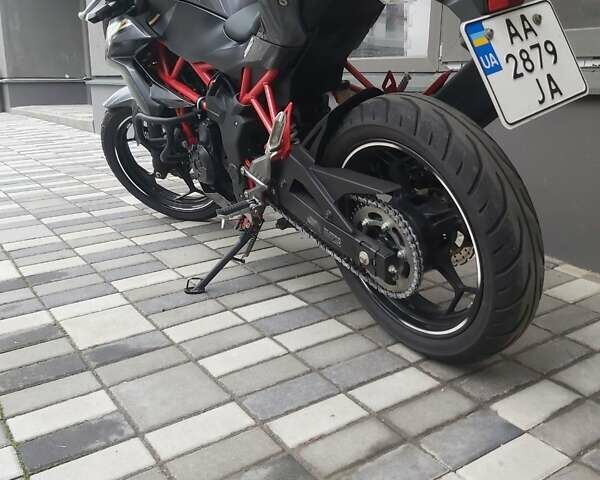 Серый Кавасаки Z 250SL, объемом двигателя 0.25 л и пробегом 9 тыс. км за 2999 $, фото 4 на Automoto.ua