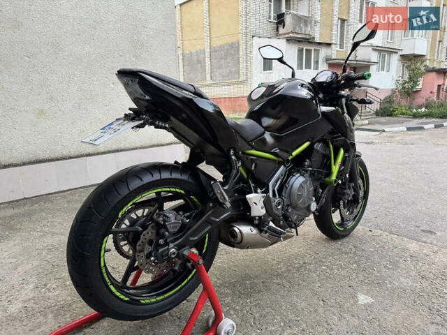 Черный Кавасаки Z 650, объемом двигателя 0.65 л и пробегом 32 тыс. км за 6100 $, фото 2 на Automoto.ua
