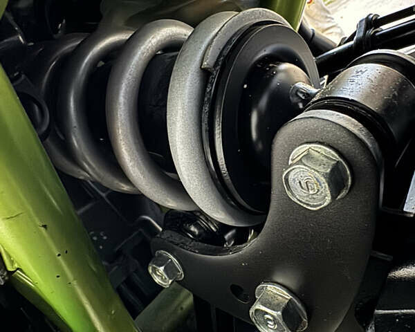 Черный Кавасаки Z 650, объемом двигателя 0.65 л и пробегом 32 тыс. км за 6100 $, фото 18 на Automoto.ua