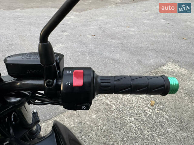 Черный Кавасаки Z 650, объемом двигателя 0.65 л и пробегом 32 тыс. км за 6100 $, фото 10 на Automoto.ua