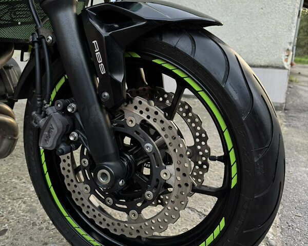 Черный Кавасаки Z 650, объемом двигателя 0.65 л и пробегом 32 тыс. км за 6100 $, фото 8 на Automoto.ua