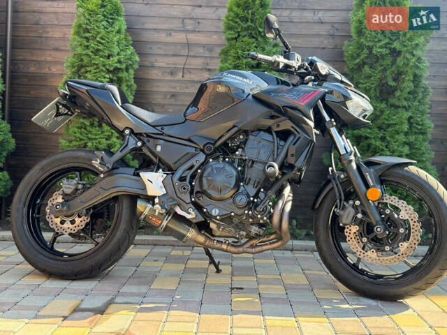 Черный Кавасаки Z 650, объемом двигателя 0 л и пробегом 6 тыс. км за 7600 $, фото 5 на Automoto.ua