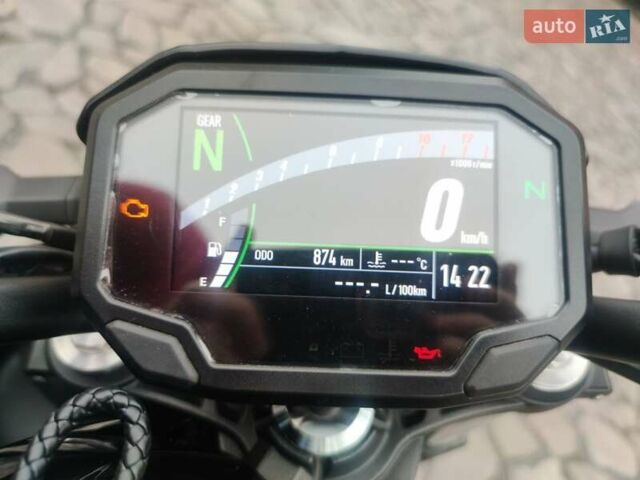 Черный Кавасаки Z 650, объемом двигателя 0.65 л и пробегом 3 тыс. км за 6600 $, фото 1 на Automoto.ua