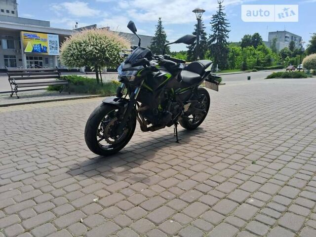 Чорний Кавасакі Z 650, об'ємом двигуна 0 л та пробігом 11 тис. км за 7700 $, фото 14 на Automoto.ua