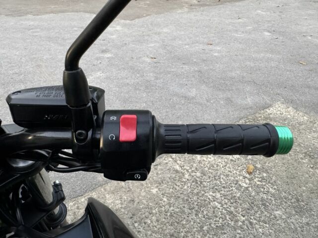 Кавасакі Z 650, об'ємом двигуна 0.65 л та пробігом 0 тис. км за 6100 $, фото 12 на Automoto.ua